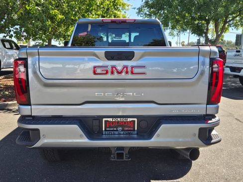 New 2026 GMC Sierra 2500 Denali w/ Technology Package AWD/4WD image 5