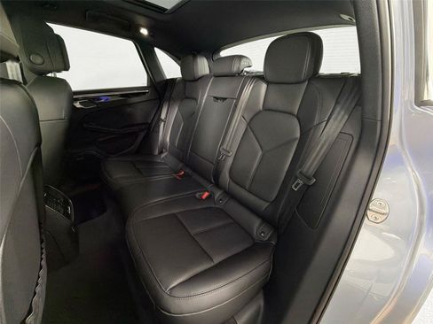 Certified 2026 Porsche Macan AWD/4WD image 26