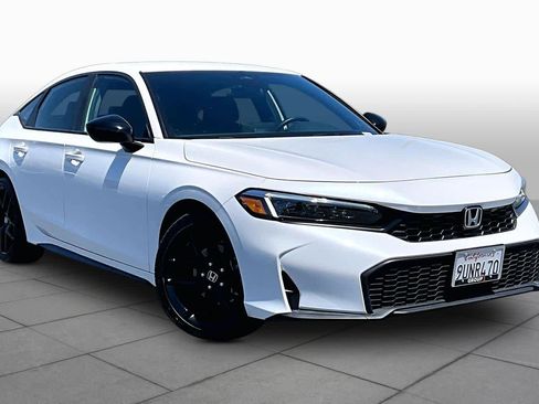 Used 2025 Honda Civic Sport image 2