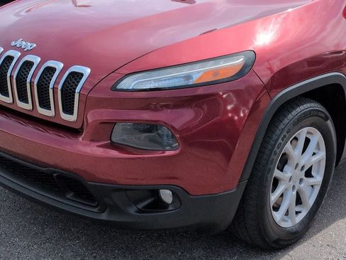 Used 2015 Jeep Cherokee Latitude FWD image 10