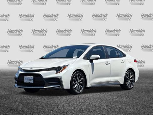 Used 2020 Toyota Corolla SE w/ SE Premium Package FWD image 9