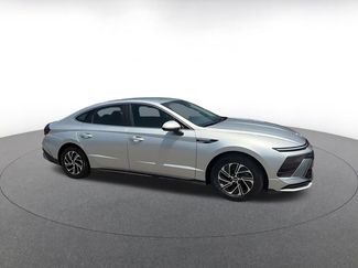 Used 2026 Hyundai Sonata Blue FWD video 2