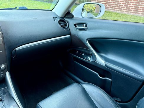 Used 2012 Lexus IS 250 RWD image 25