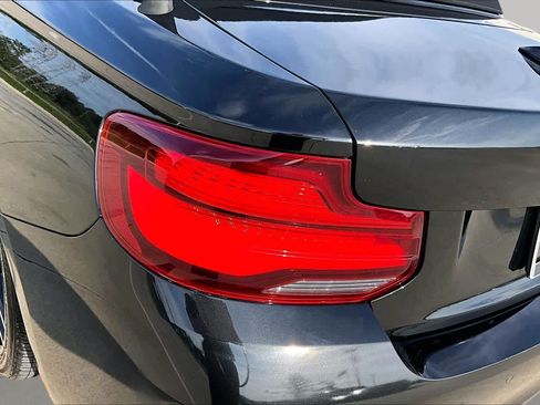Used 2020 BMW 230i Convertible w/ M Sport Package RWD image 26
