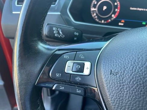 Used 2019 Volkswagen Tiguan SEL w/ 3rd Row Seat Package AWD/4WD image 27