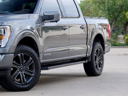 Used 2022 Ford F150 Lariat w/ Max Trailer Tow Package image 22