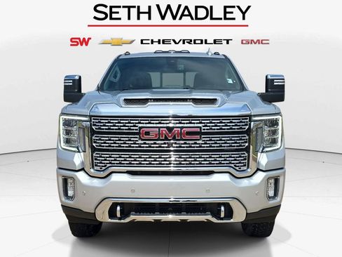Used 2022 GMC Sierra 3500 Denali AWD/4WD image 2