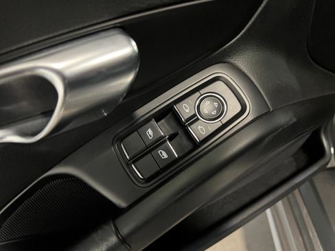 Used 2018 Porsche 718 Cayman image 22