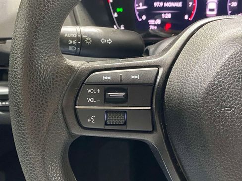 Used 2023 Honda Accord EX image 20