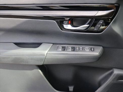 Used 2023 Honda CR-V EX-L image 10
