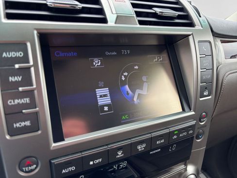 Used 2017 Lexus GX 460 Premium AWD/4WD image 25