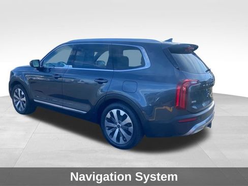 Used 2021 Kia Telluride EX w/ EX Premium Package AWD/4WD image 3
