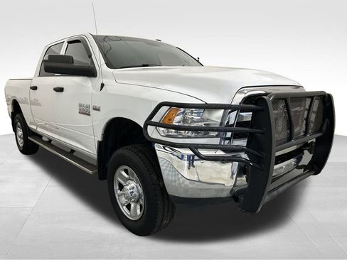 Used 2017 RAM 2500 Tradesman w/ Chrome Appearance Group image 9