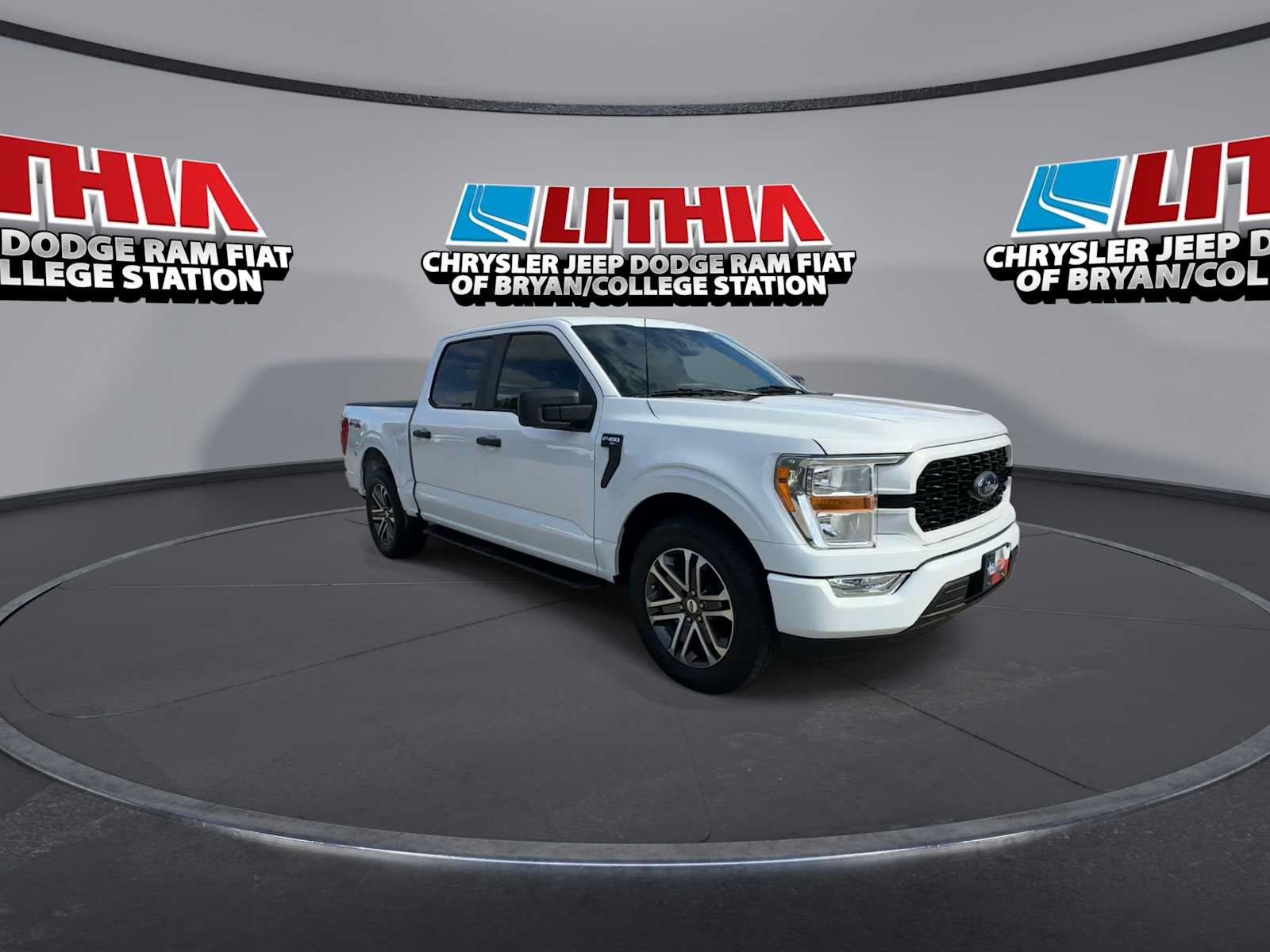 Used 2021 Ford F150 XL w/ STX Appearance Package RWD image 2
