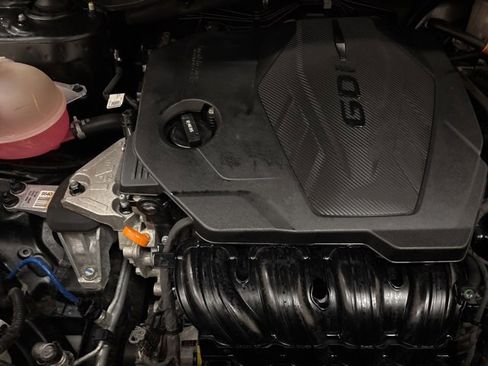 Certified 2023 Kia Sportage X-Pro Prestige image 24