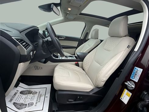 Used 2024 Ford Edge Titanium w/ Equipment Group 301A AWD/4WD image 28