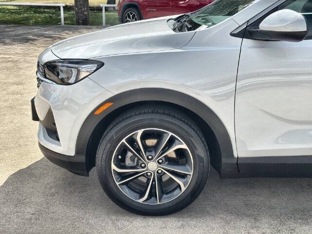 Used 2023 Buick Encore GX Select w/ Safety Package II FWD image 31