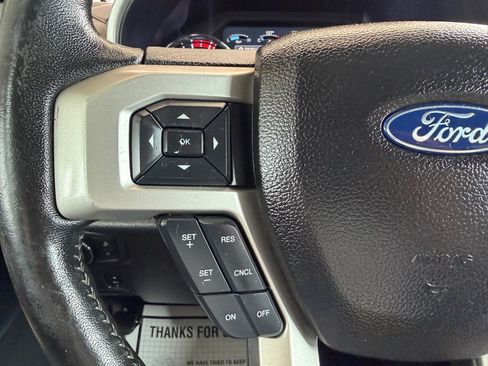 Used 2017 Ford F250 Lariat w/ Lariat Ultimate Package AWD/4WD image 10