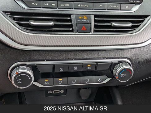 Used 2025 Nissan Altima 2.5 SR FWD image 22