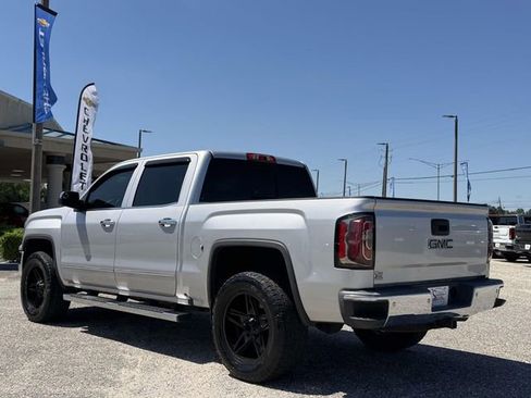 Used 2018 GMC Sierra 1500 SLT w/ Enhanced Driver Alert Package RWD image 39