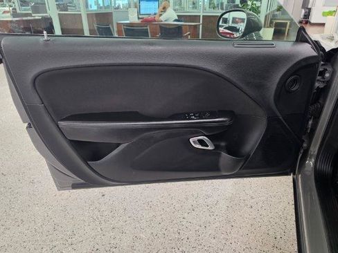 Used 2018 Dodge Challenger SXT RWD image 26