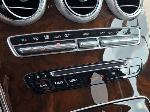 Certified 2017 Mercedes-Benz GLC 300 4MATIC image 15