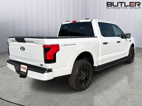 Used 2025 Ford F150 Lightning XLT AWD/4WD image 6