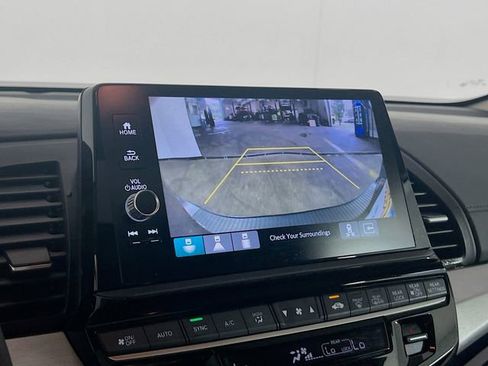Used 2025 Honda Odyssey Touring image 12