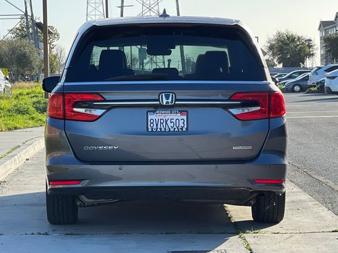 Used 2021 Honda Odyssey Touring image 5