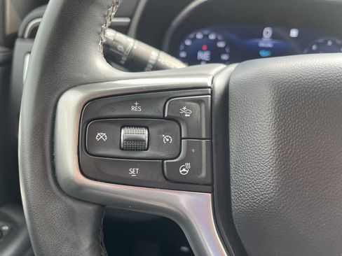 Used 2023 Chevrolet Tahoe Z71 w/ Luxury Package AWD/4WD image 20