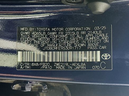 Used 2025 Toyota Corolla LE w/ Carpet Mat Package (TMS) FWD image 12