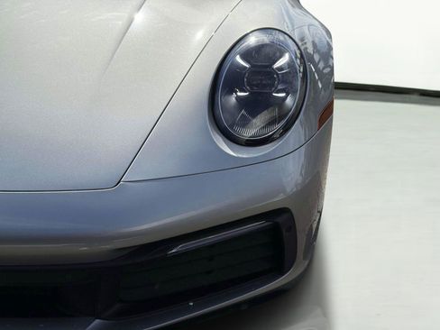Used 2022 Porsche 911 Carrera S w/ Premium Package image 10