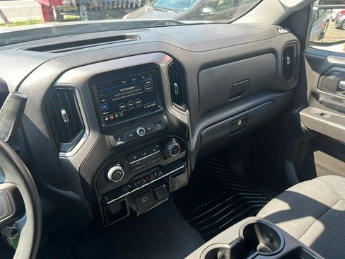 Used 2019 Chevrolet Silverado 1500 Custom Trail Boss w/ Custom Convenience Package AWD/4WD image 15