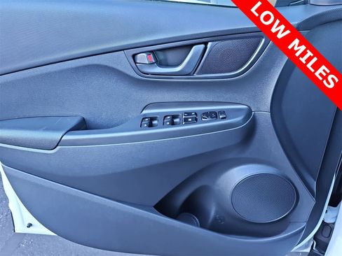 Used 2023 Hyundai Kona SEL image 27