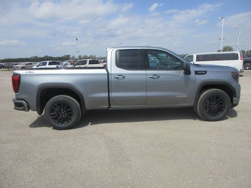 New 2026 GMC Sierra 1500 Elevation AWD/4WD image 3