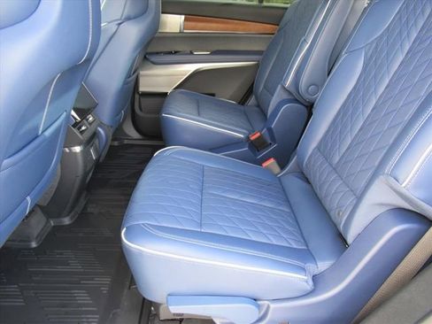 New 2026 Cadillac Vistiq Premium Luxury image 30