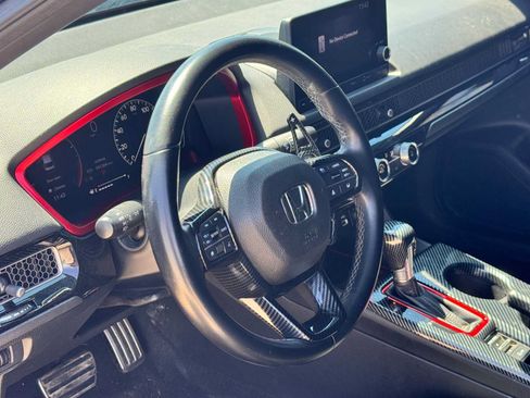 Used 2022 Honda Civic Sport image 16