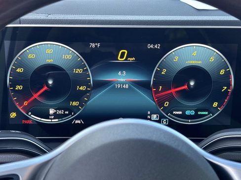 Used 2022 Mercedes-Benz GLS 450 4MATIC image 32