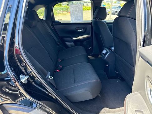 Certified 2025 Honda HR-V Sport image 12