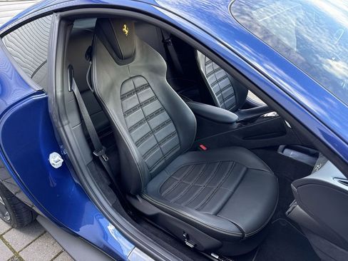 Used 2023 Ferrari Roma RWD image 24