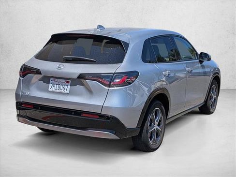 Used 2025 Honda HR-V EX-L image 5