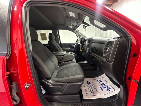 Used 2023 Chevrolet Silverado 2500 Custom w/ Custom Value Package image 21