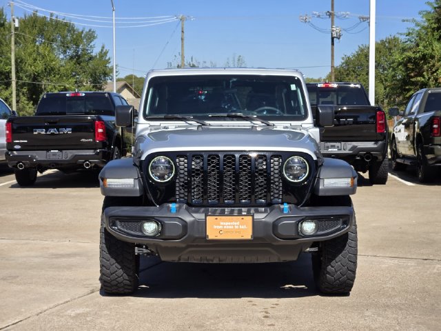 Used 2023 Jeep Wrangler Unlimited w/ Cold Weather Group AWD/4WD image 2