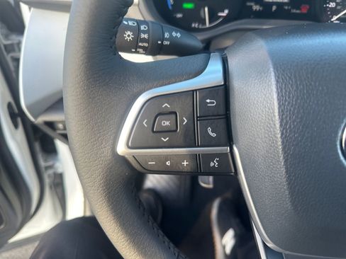 New 2026 Toyota Sienna XLE image 20