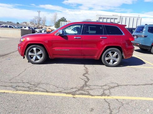 Used 2015 Jeep Grand Cherokee Overland w/ Advanced Technology Group image 12