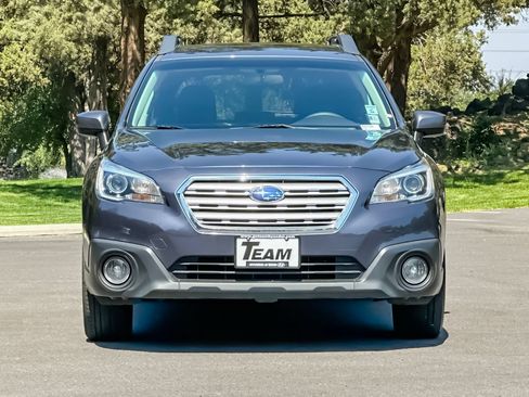 Used 2017 Subaru Outback 2.5i Premium AWD/4WD image 10