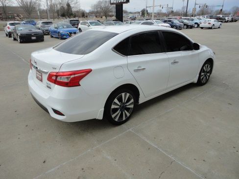 Used 2019 Nissan Sentra SV w/ Special Edition Package image 14