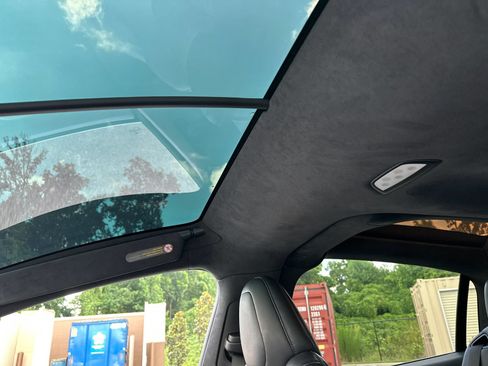 Used 2020 Tesla Model X Long Range AWD/4WD image 29