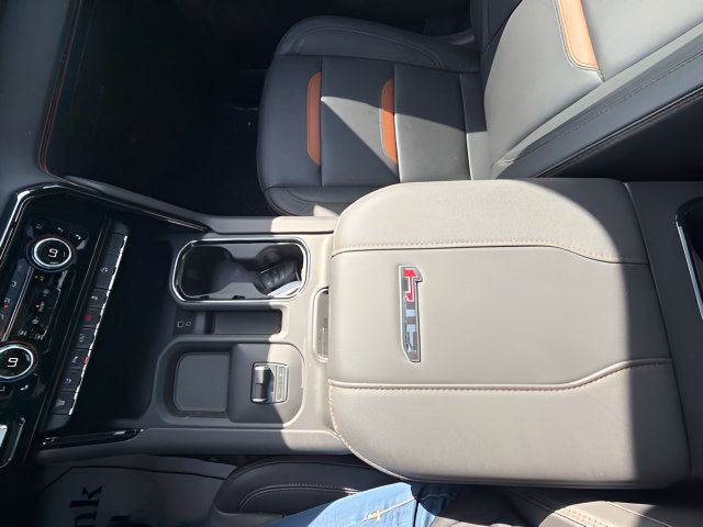Used 2026 GMC Sierra 2500 AT4 AWD/4WD image 15