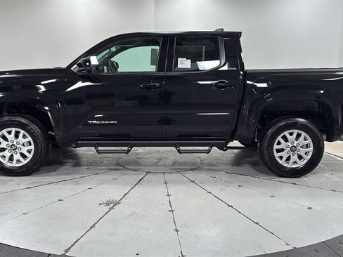 New 2026 Toyota Tacoma SR5 image 8